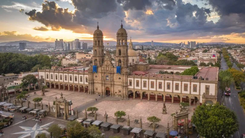 Preservando el Patrimonio: Retos y Soluciones en una Obra Icónica de Zapopan